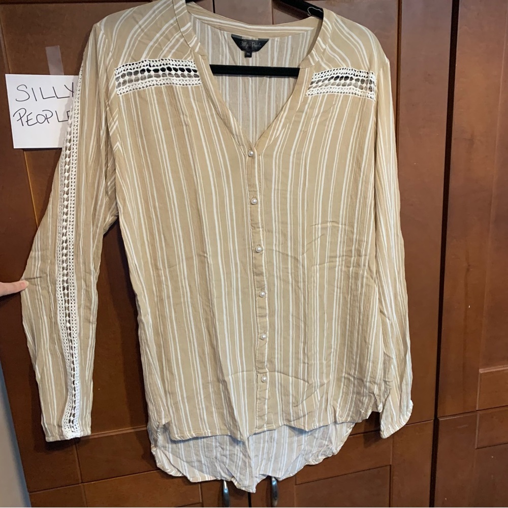 SALE!! 3X lightweight long sleeve tunic fits like xL